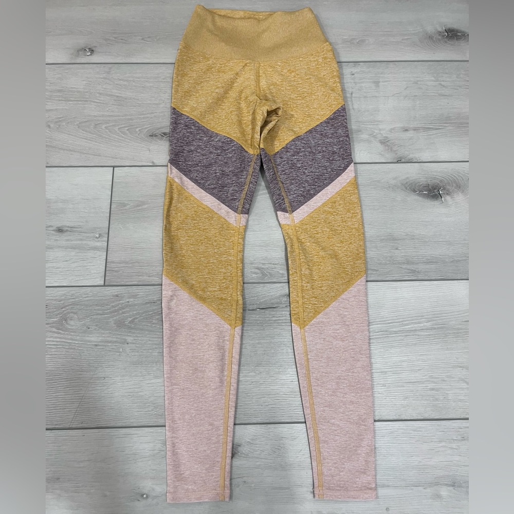 ALO Yoga Alosoft Lounge Leggings High Waisted XS NWOT